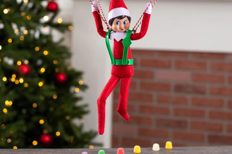 ELf on the shelf Paraglide